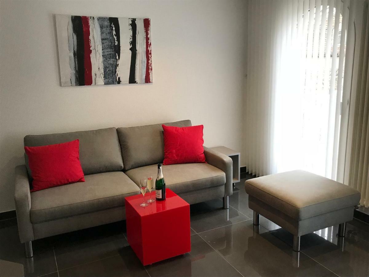 Luxus-Appartement Im Herzen Der Stadt 바트크로이즈나흐 외부 사진