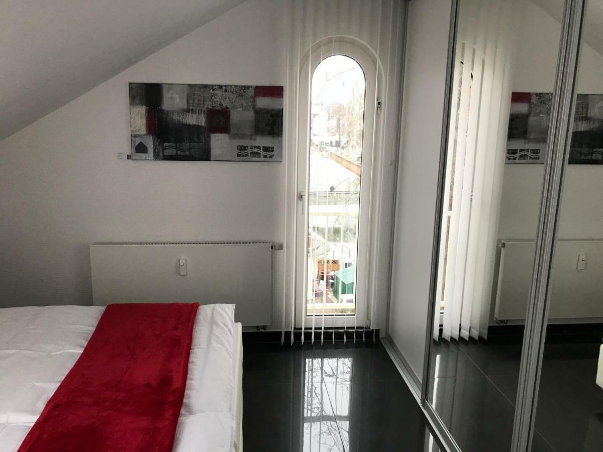 Luxus-Appartement Im Herzen Der Stadt 바트크로이즈나흐 외부 사진
